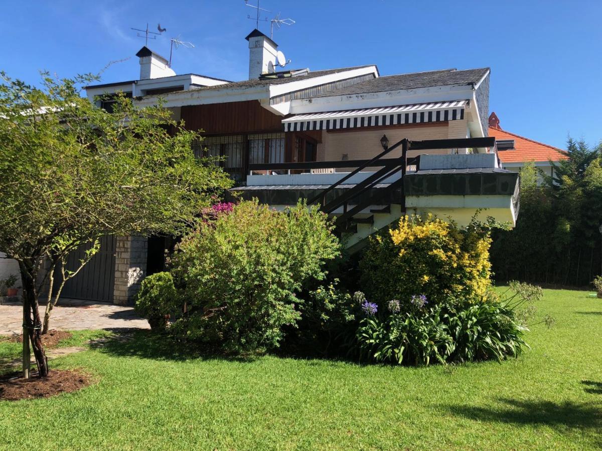 Chalet Al Lado De La Playa Con Piscina Privada, Jardin Y Barbacoa, Fronton, 6 Habitaciones Laredo Zewnętrze zdjęcie