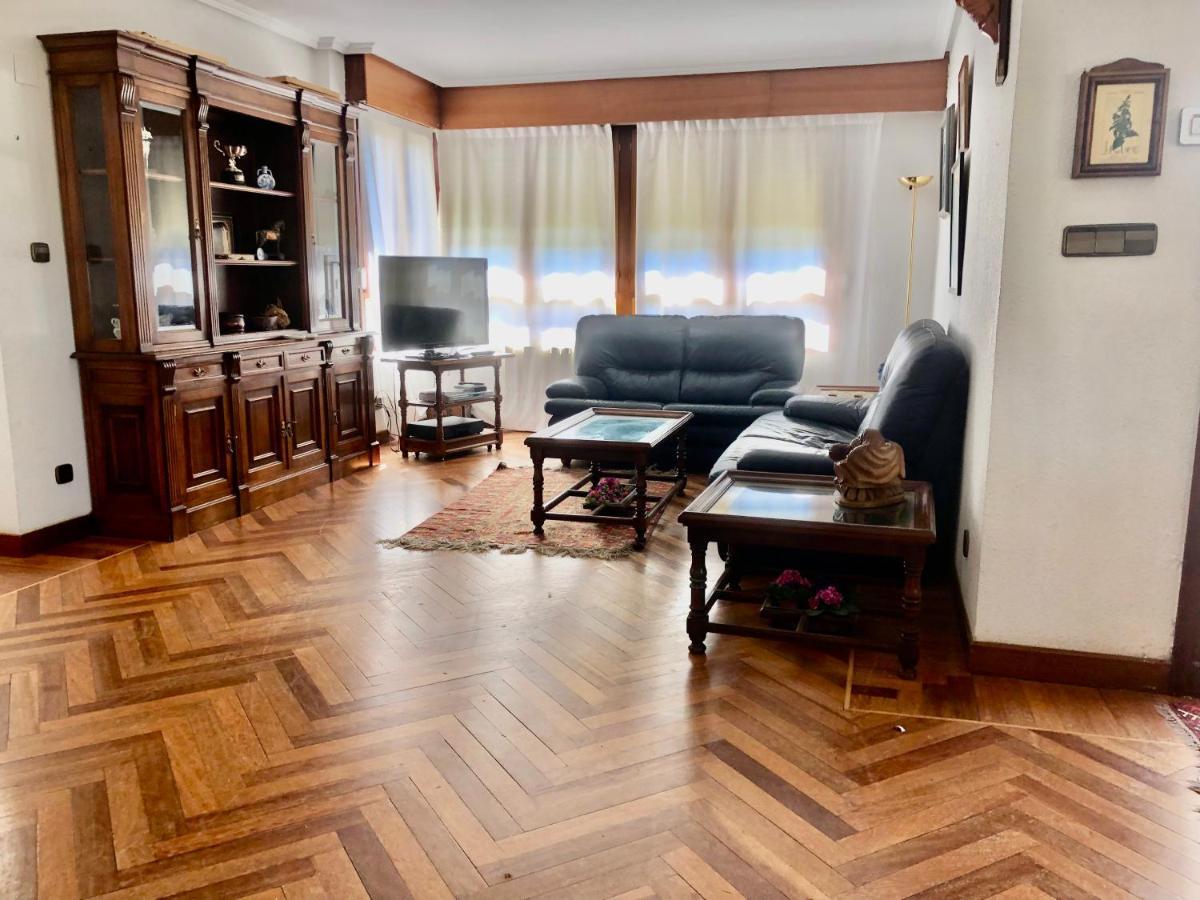 Chalet Al Lado De La Playa Con Piscina Privada, Jardin Y Barbacoa, Fronton, 6 Habitaciones Laredo Zewnętrze zdjęcie