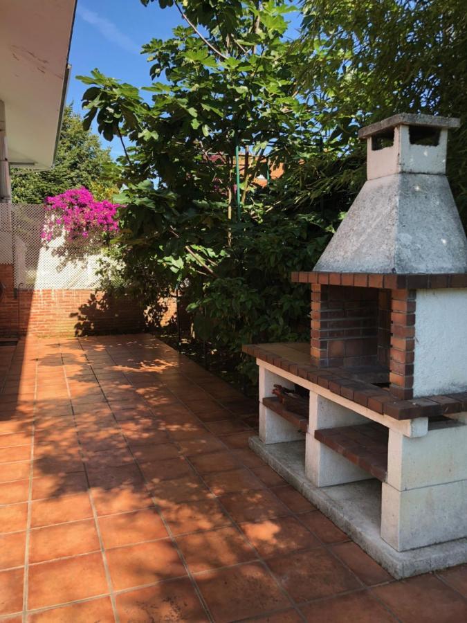 Chalet Al Lado De La Playa Con Piscina Privada, Jardin Y Barbacoa, Fronton, 6 Habitaciones Laredo Zewnętrze zdjęcie