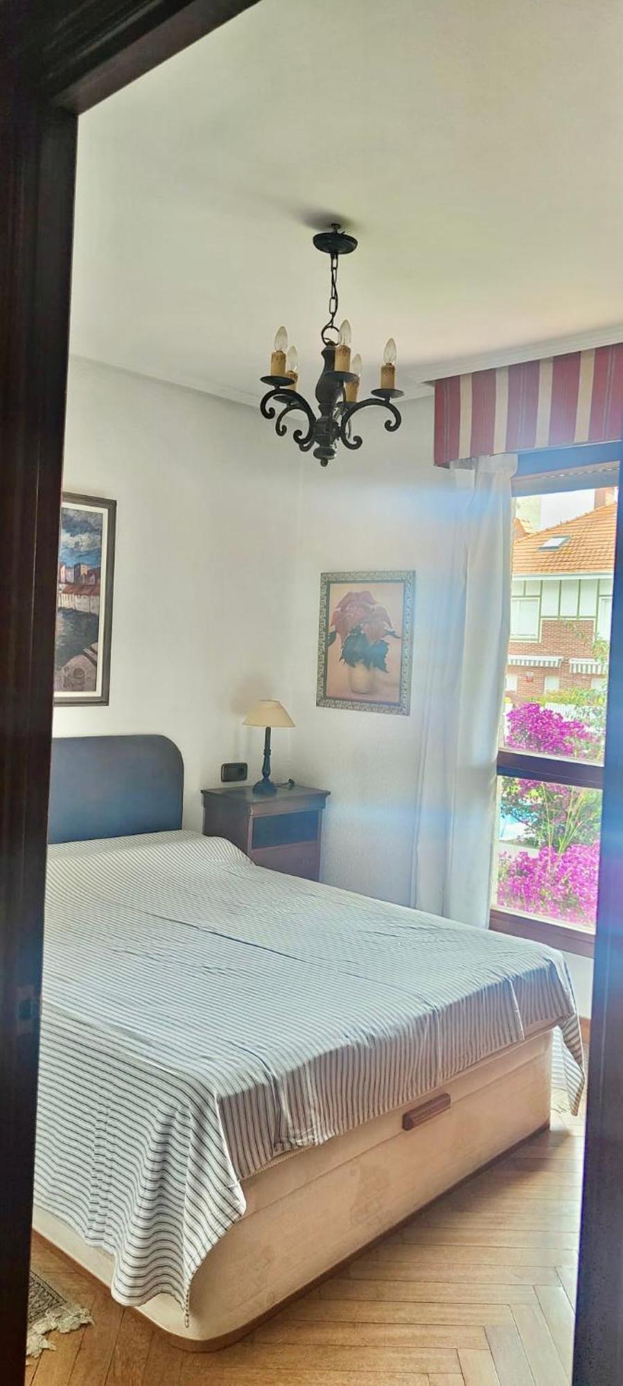 Chalet Al Lado De La Playa Con Piscina Privada, Jardin Y Barbacoa, Fronton, 6 Habitaciones Laredo Zewnętrze zdjęcie